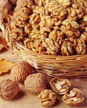 Akhrot Giri Kashmiri